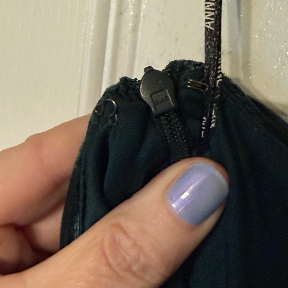 Anne Klein Green Velvet Jumpsuit 12-14 Large - Picture 5 of 7